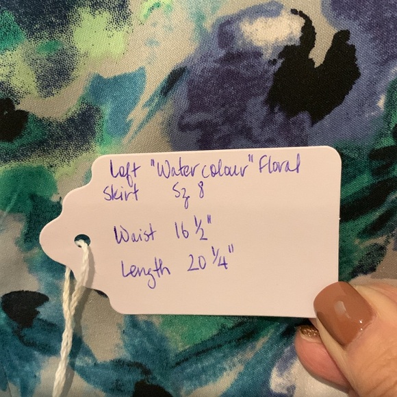 Ann Taylor Loft blue/green/gray/white watercolour floral midi skirt. US 8. EUC. - Picture 10 of 10